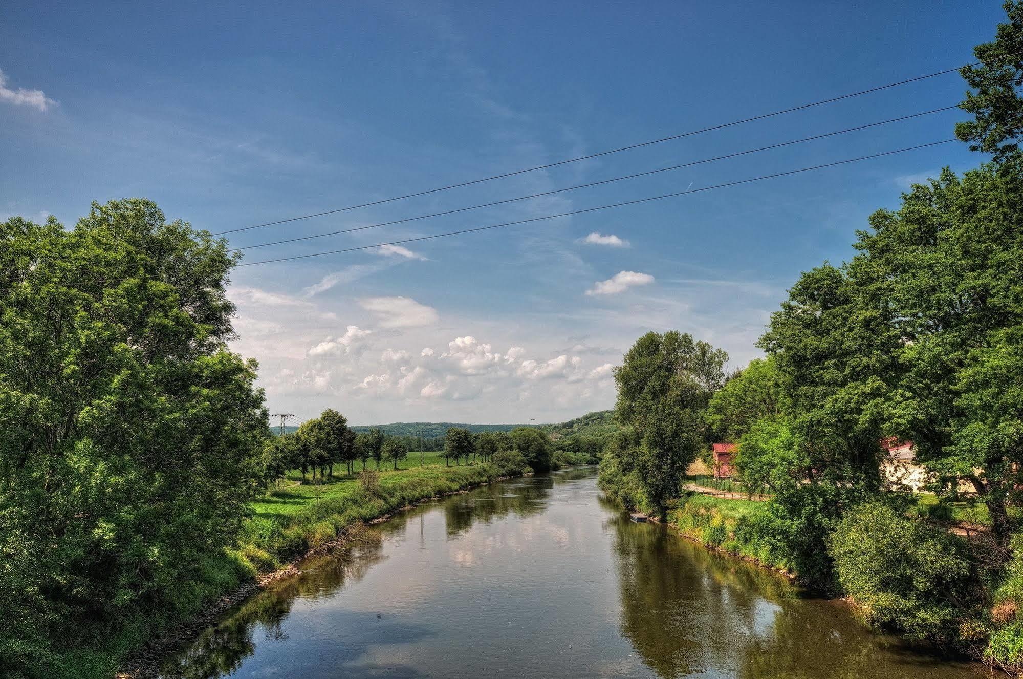 Hotel zur Henne Naumburg  Buitenkant foto